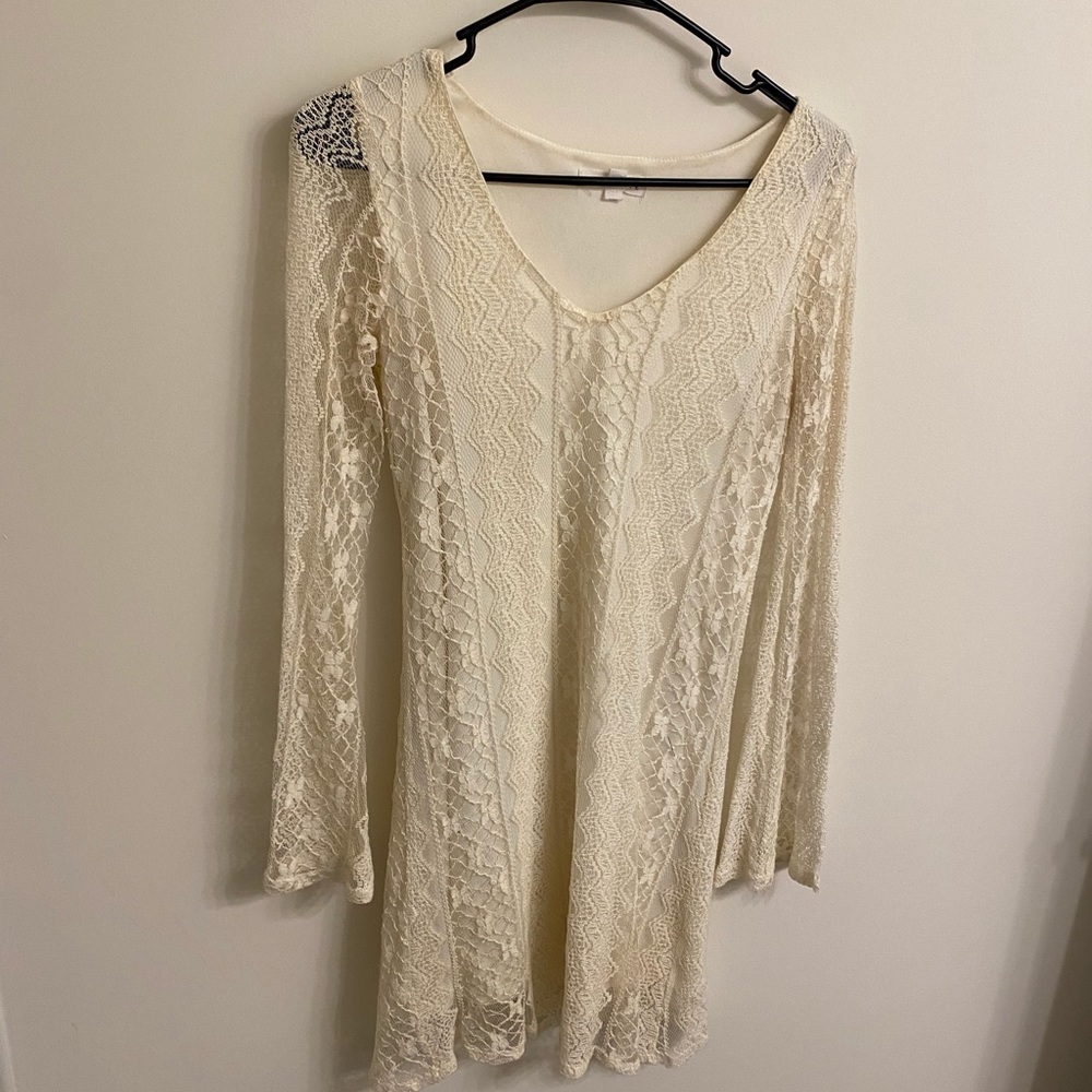 Women’s white dress